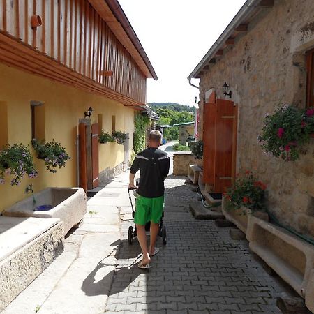 Penzion Skalicek Kunzak Bagian luar foto