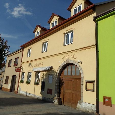 Penzion Skalicek Kunzak Bagian luar foto